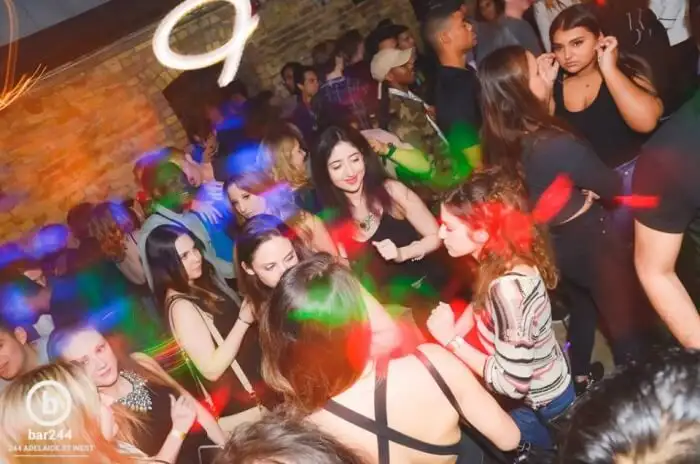 How Much Are Entry Fees To Nightclubs In Toronto?