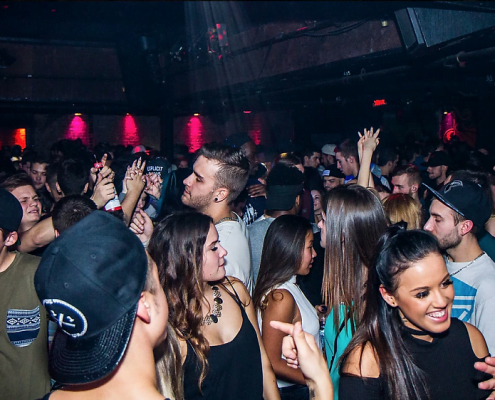 What's The Clubbing Age In Canada?
