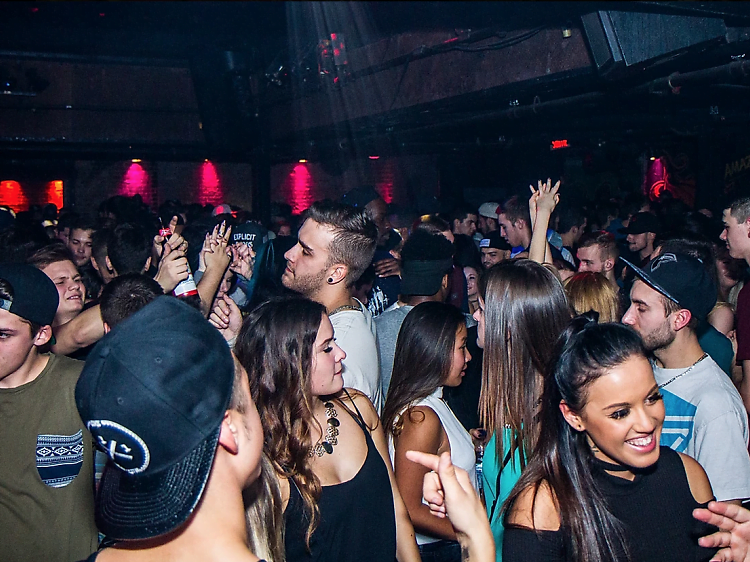 What's The Clubbing Age In Canada?